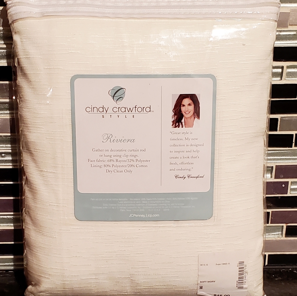 NWT Cindy Crawford Riviera Curtain Set